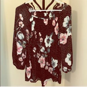 🥂NWOT Classy Flower Print Blouse🥂